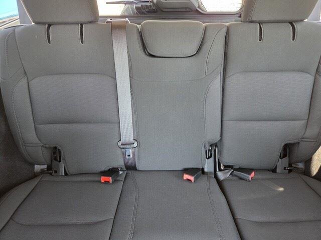 Used 2020 Billet Silver Metallic Clearcoat Jeep Sport S image 32