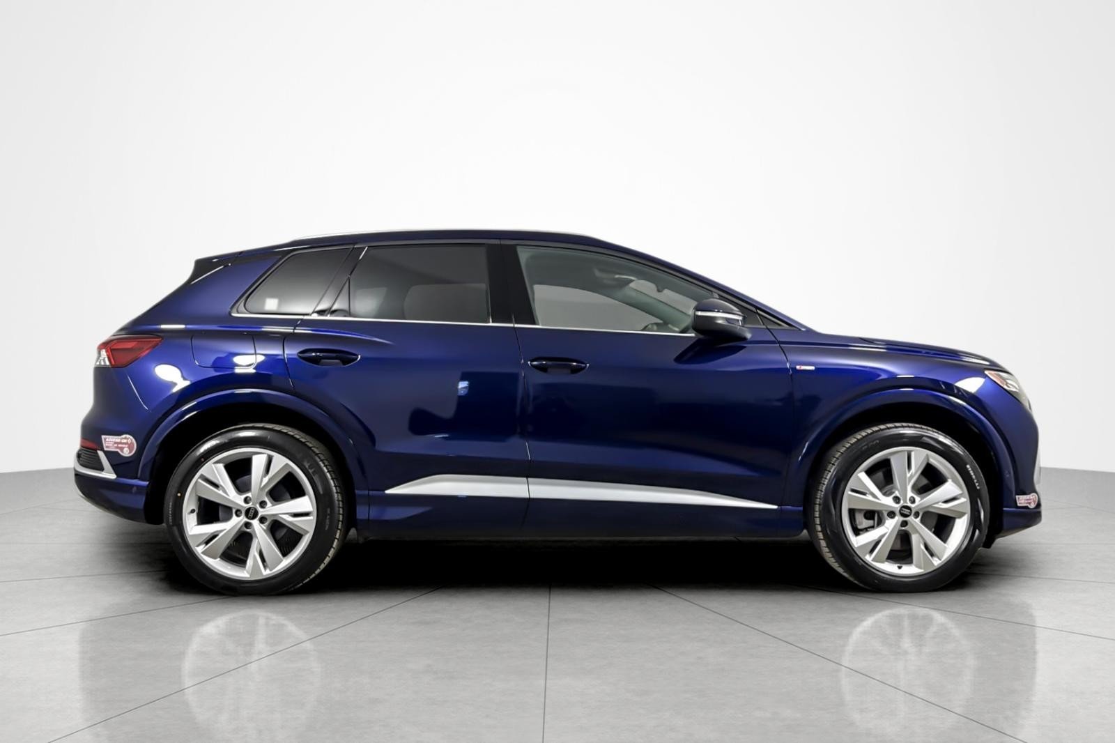 Used 2023 Navarra Blue Metallic Audi Prestige 50 quattro image 6