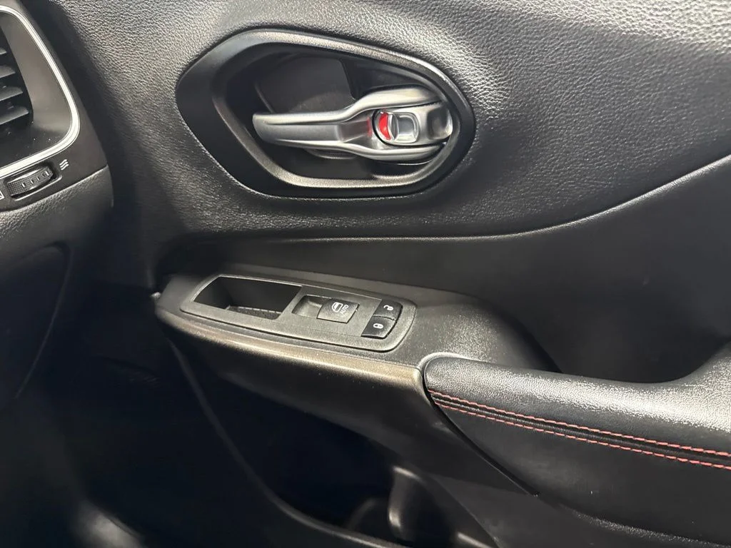Used 2021 Beige Jeep Trailhawk image 31