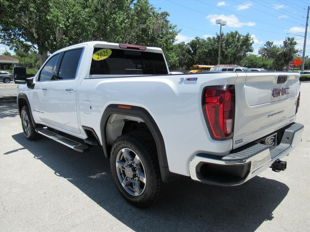 Used 2025 White GMC SLE image 5