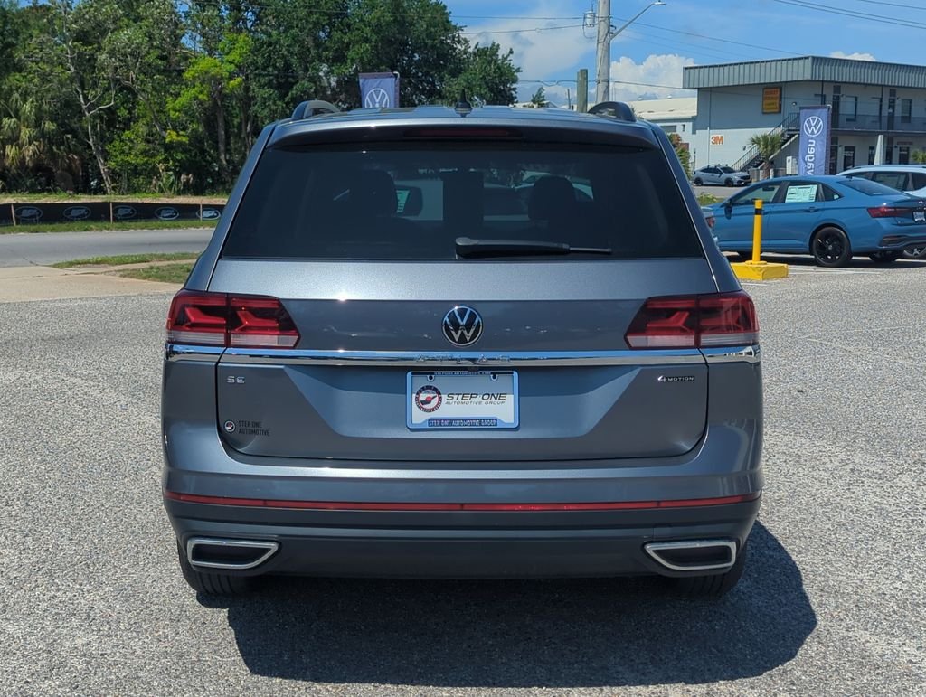 Used 2023  Volkswagen 2.0T SE image 6
