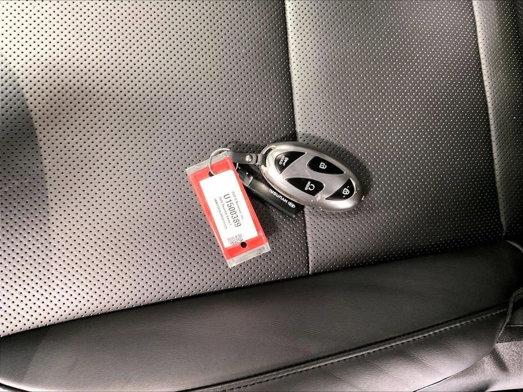 Certified Used 2024 White Hyundai SEL image 30