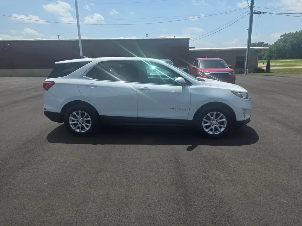 Used 2019 Chevrolet Equinox LT with VIN 2GNAXKEV7K6174701 for sale in Dover, OH