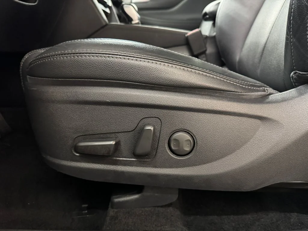 Used 2020 Gray Hyundai SEL image 14