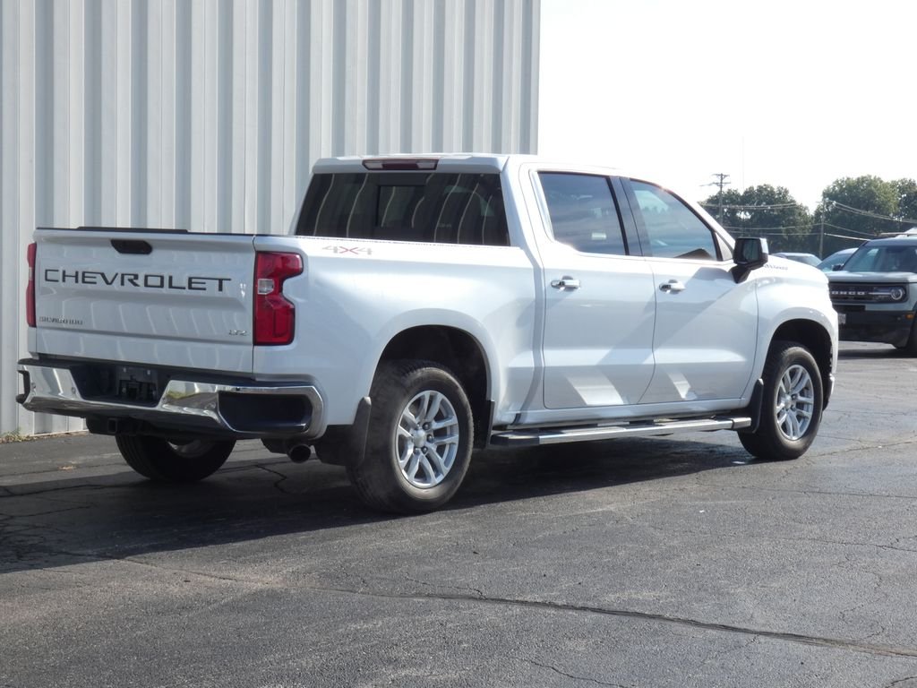 Used 2019 Beige Chevrolet LTZ image 3