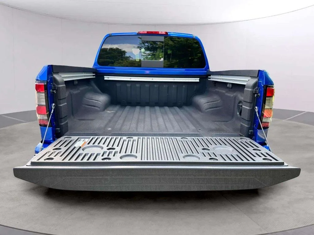 New 2026 Bluestone Pearl Nissan Crew Cab PRO-4X® image 15
