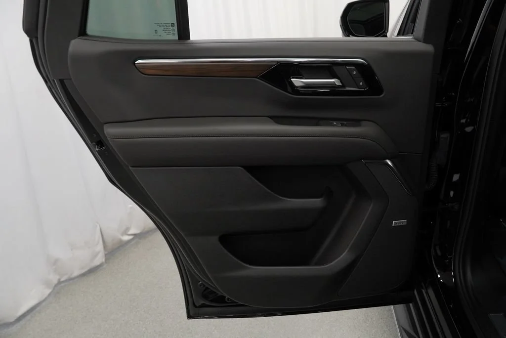 New 2026 Black Chevrolet High Country image 25