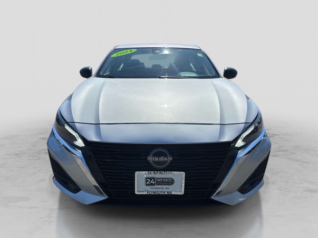 Used 2024 Silver Nissan 2.5 SV image 8