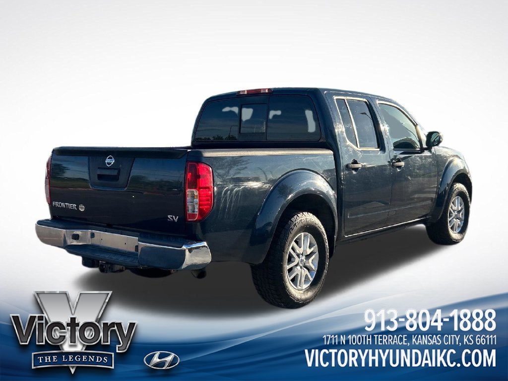 Used 2019 Blue Nissan SV image 5
