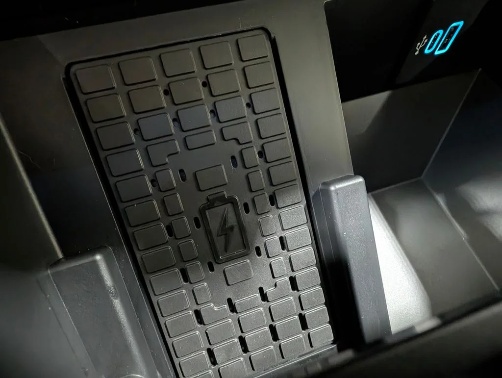 New 2026 Gray Ford Platinum image 11