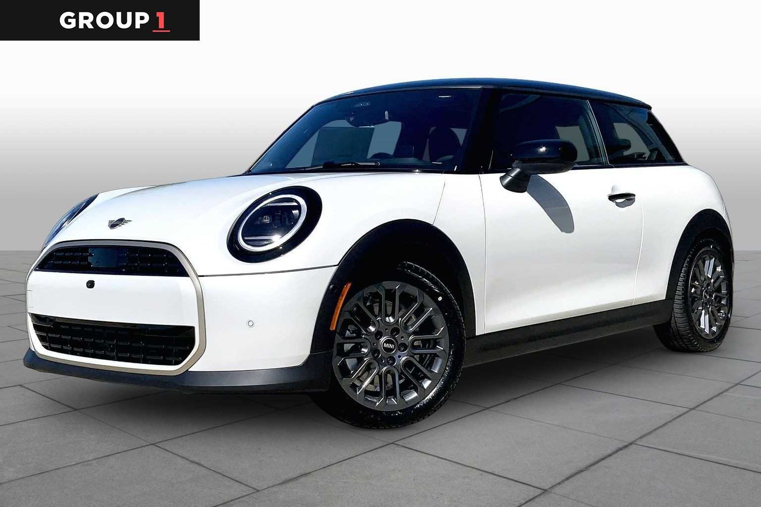 2026 MINI Hardtop's photo