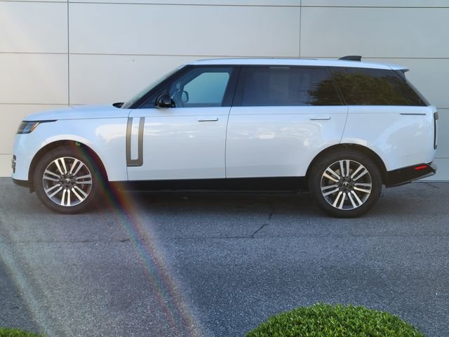 Certified Used 2025 White Land Rover Autobiography image 2