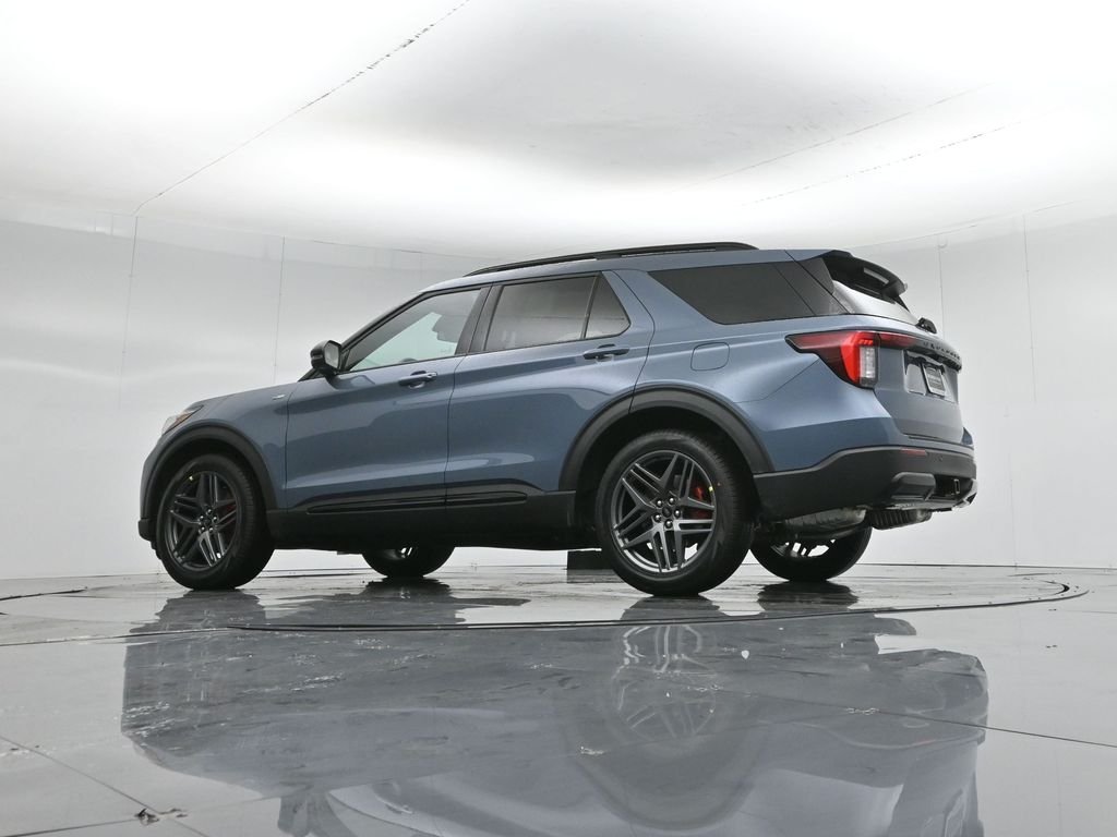 New 2026 Vapor Blue Metallic Ford ST-Line image 50