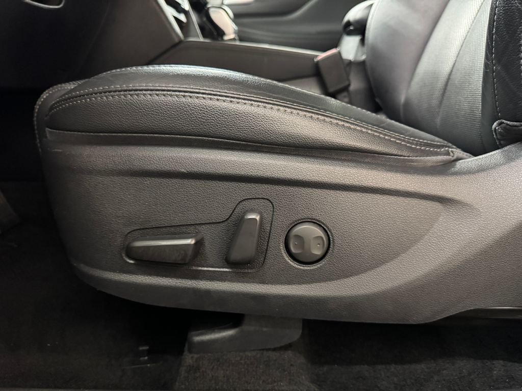 Used 2020 Gray Hyundai SEL image 14