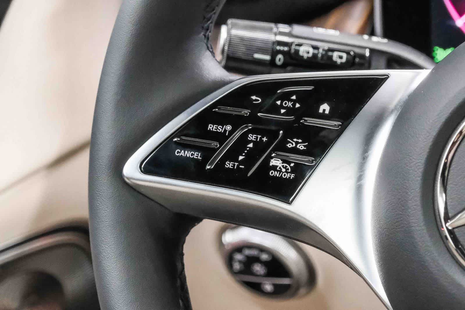 New 2026 Polar White Mercedes-Benz GLC 300 image 61