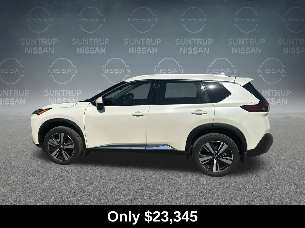 Used 2023 White Nissan SL image 4