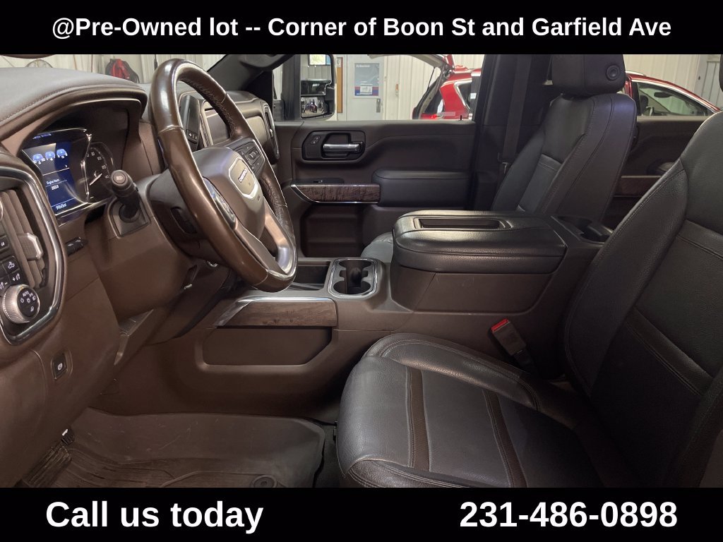 Used 2020 White GMC Denali image 14
