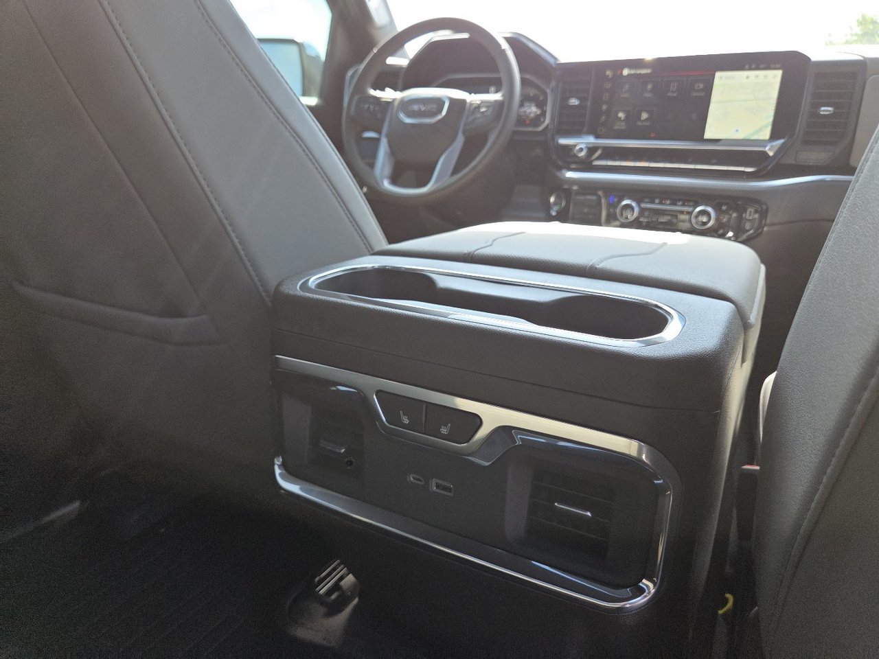 2026 GMC Sierra 1500 SLT - Photo 25