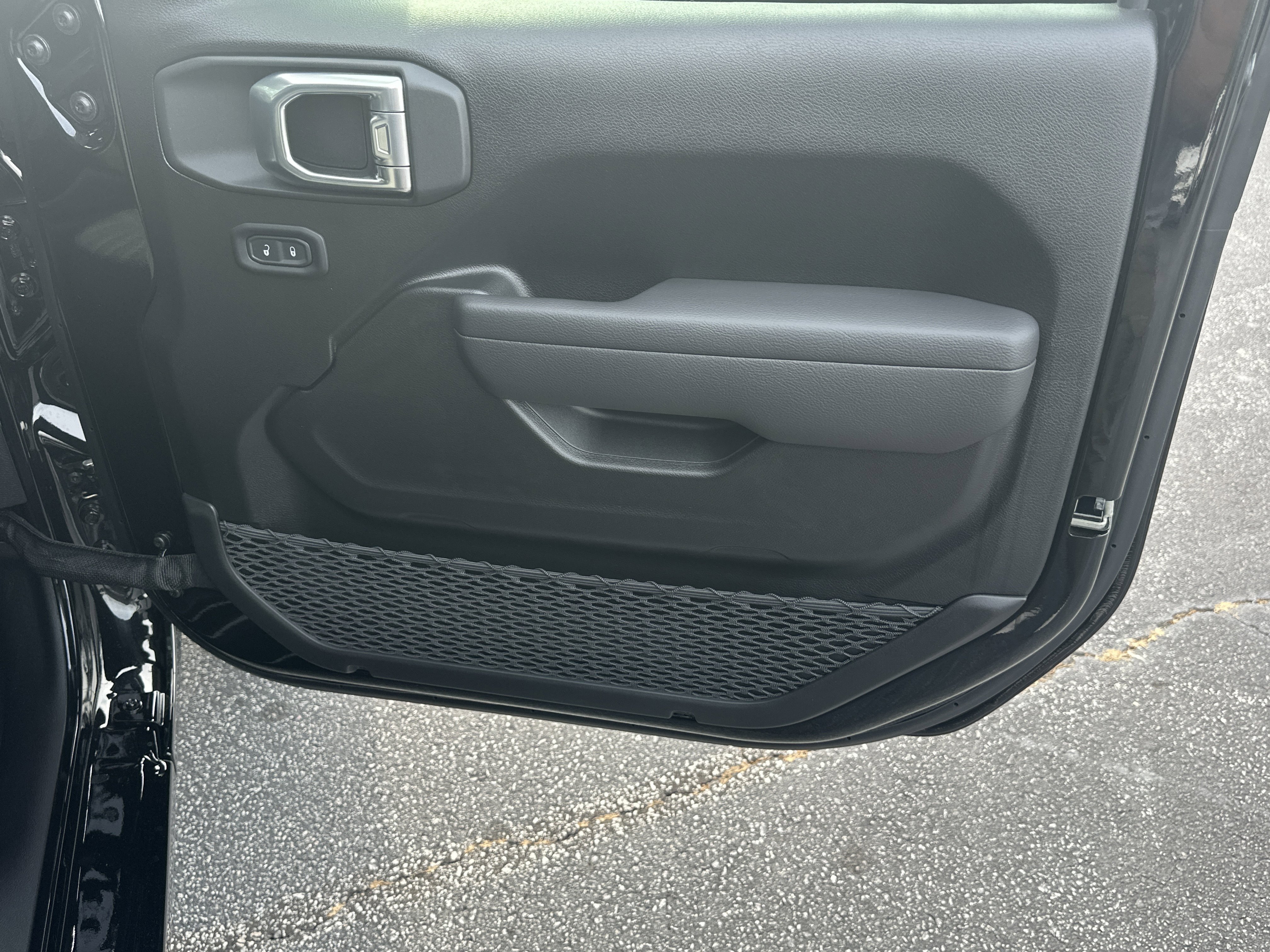 New 2026 Black Clearcoat Jeep 85th Anniversary image 15