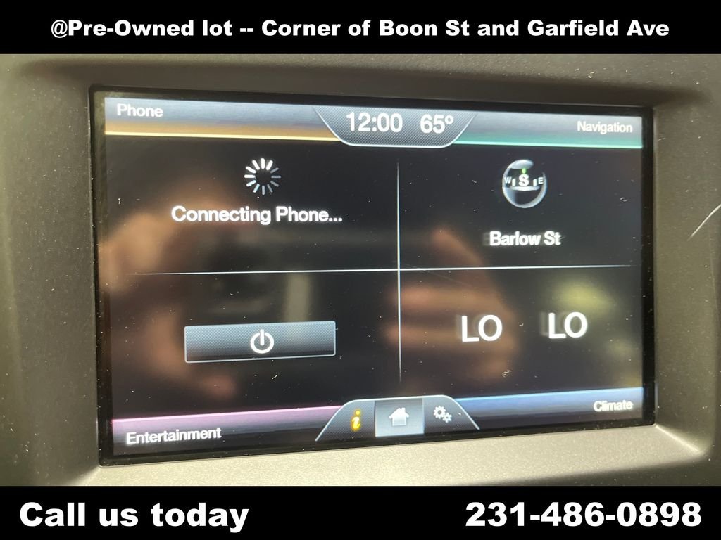 Used 2015 Black Lincoln Base image 23