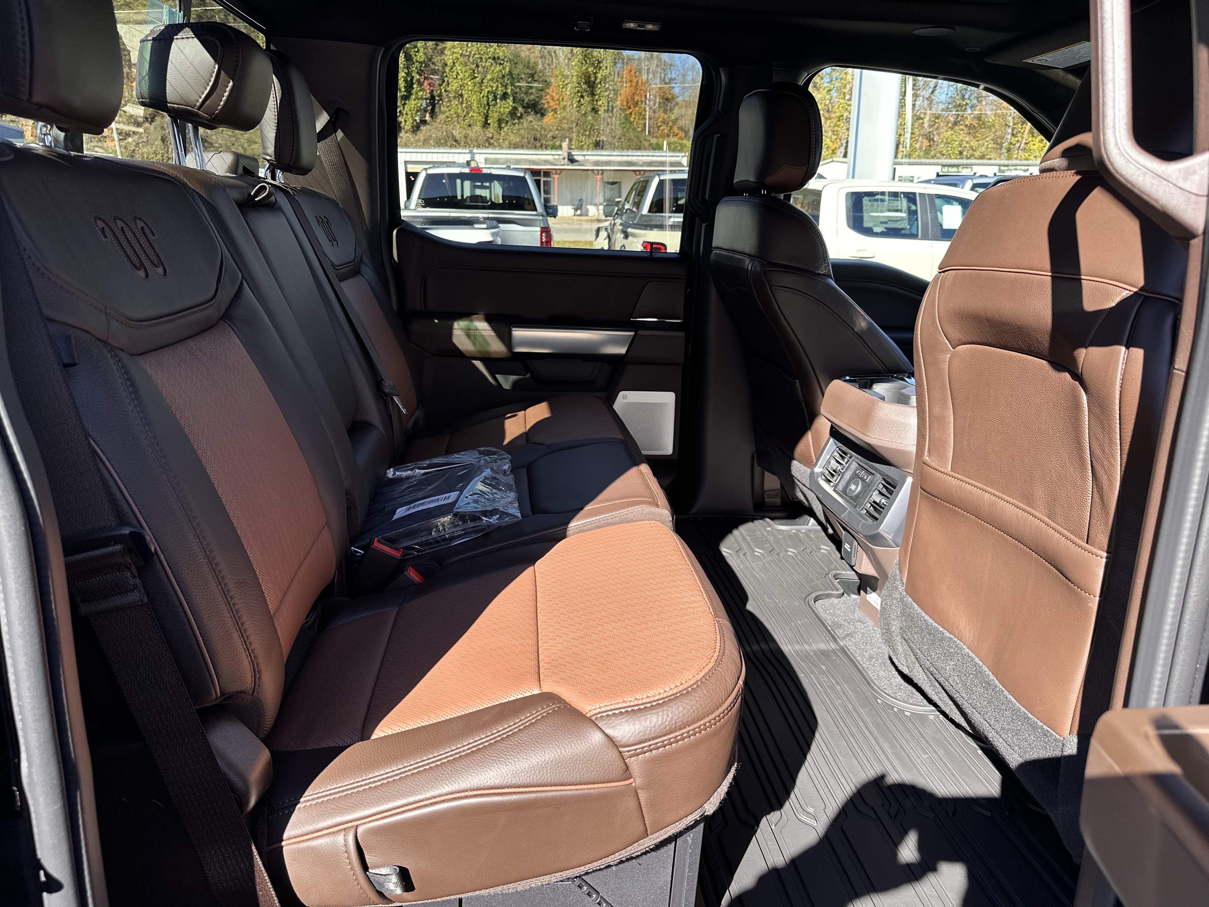 New 2026 Agate Black Metallic Ford F-350® King Ranch® image 17