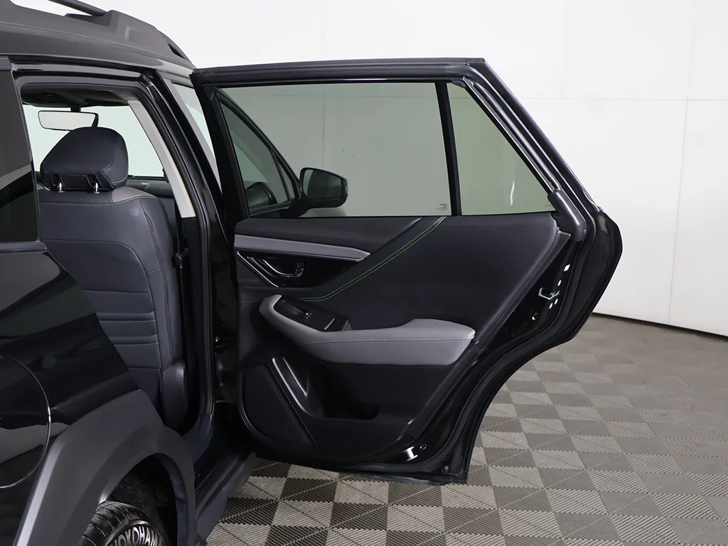 Used 2025 Black Subaru Onyx Edition image 24