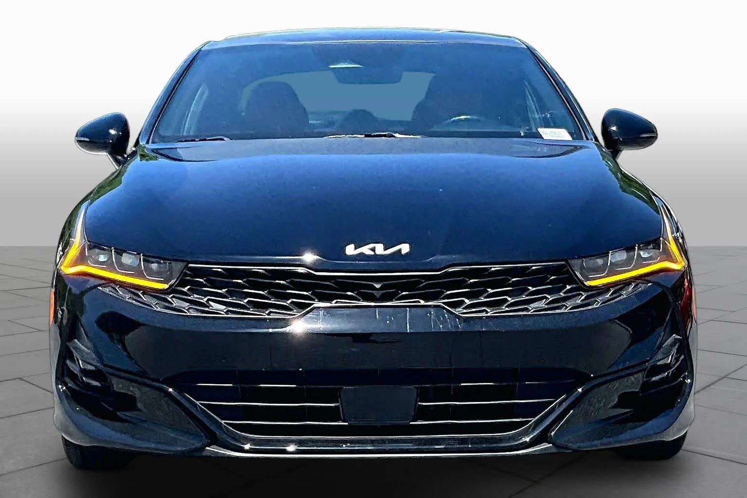 Used 2022 Ebony Black Kia GT-Line image 4
