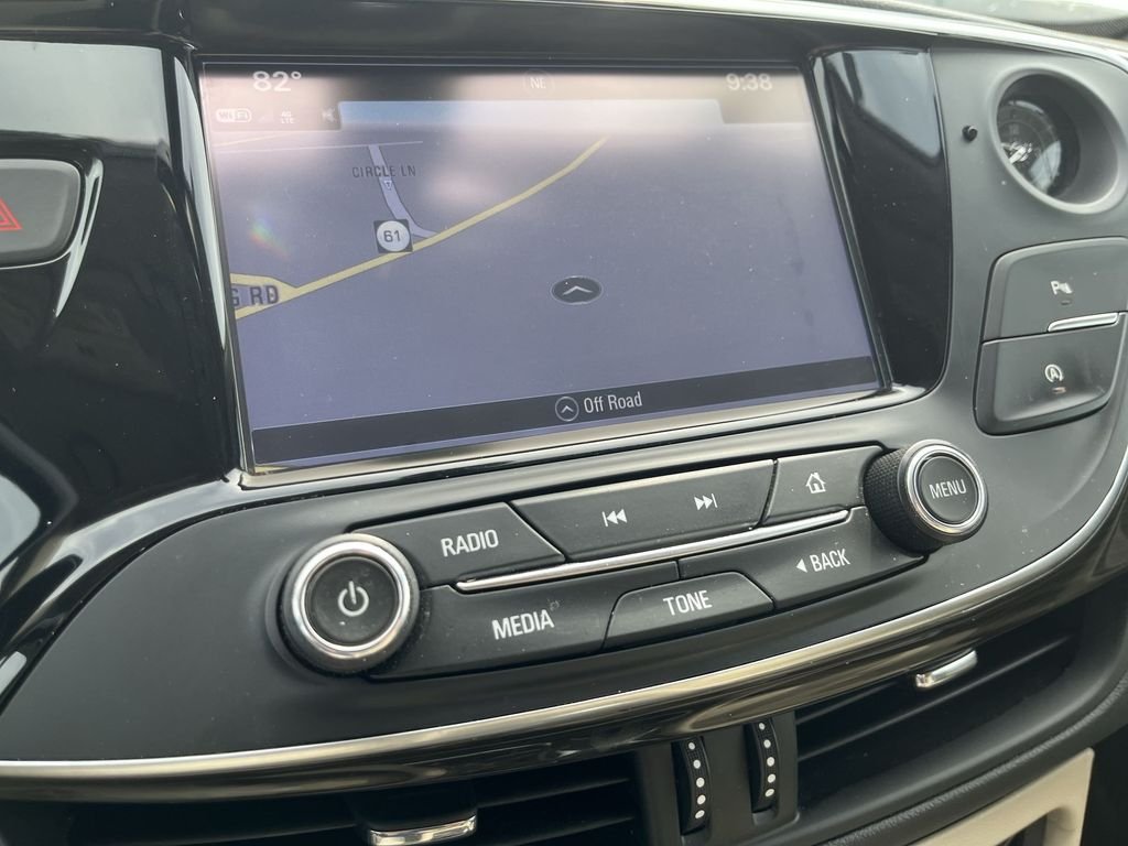 Used 2020 Brown Buick Essence image 18