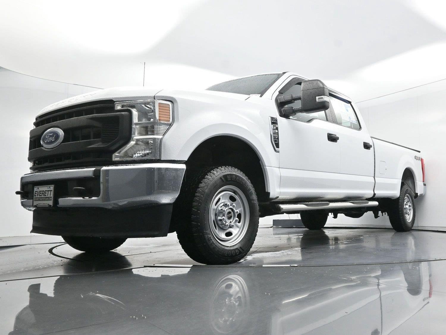 Used 2022 Oxford White Ford XL image 45