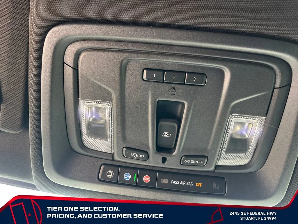 Used 2022 Black Chevrolet High Country image 28