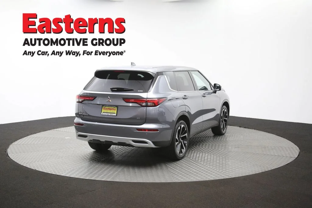 Used 2024 Gray Mitsubishi SE image 40