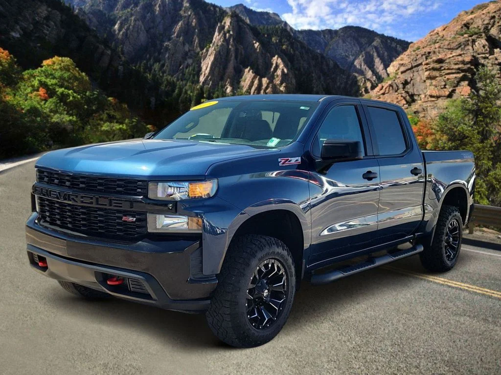 Used 2019 Blue Chevrolet Custom Trail Boss image 5