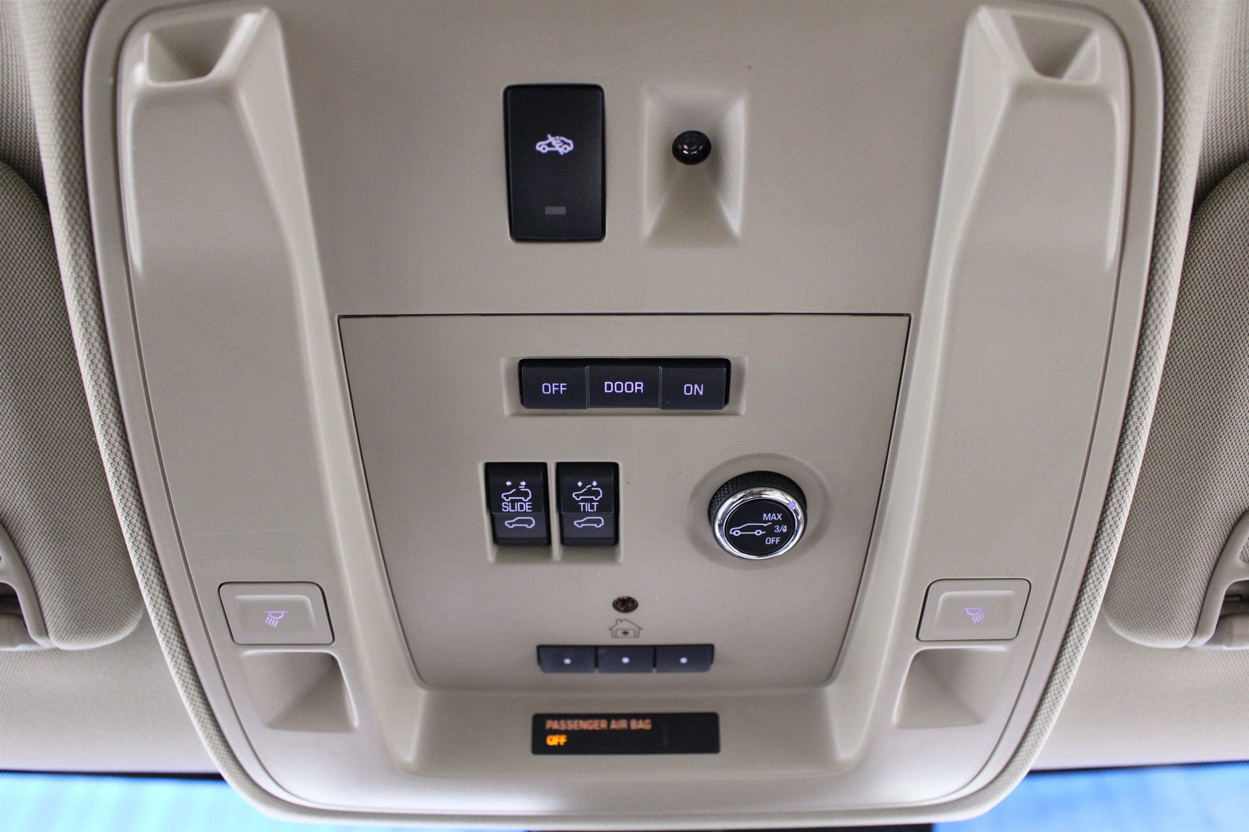 2016 Cadillac Escalade Luxury - Photo 19