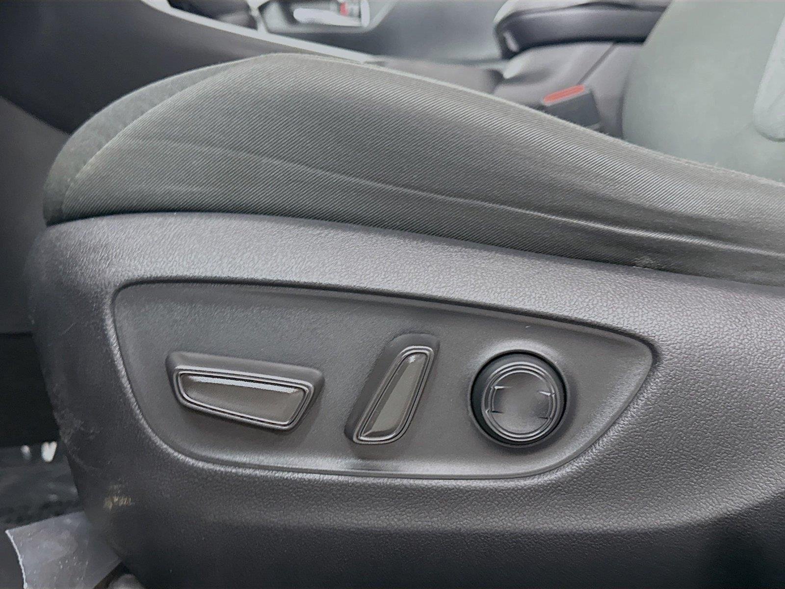 Used 2022 Midnight Black Metallic Toyota XLE image 28