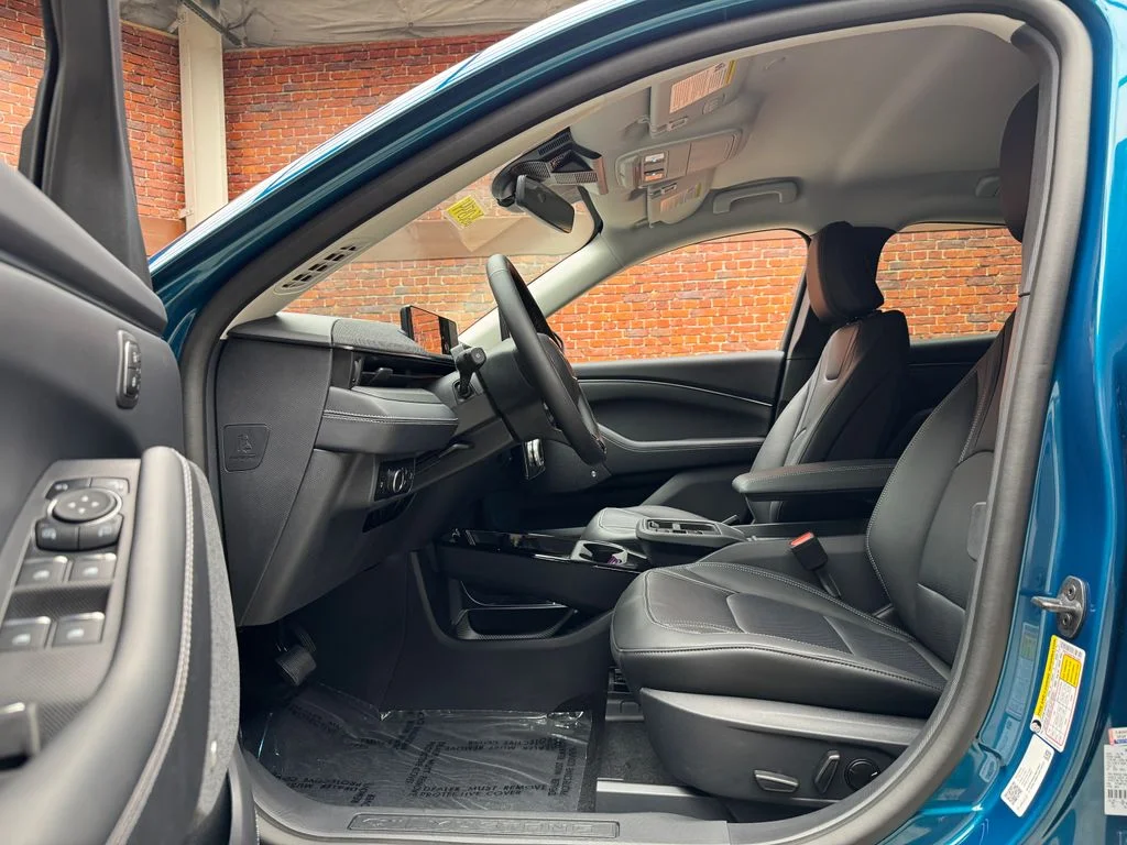 New 2026 Adriatic Blue Metallic Ford Premium image 22