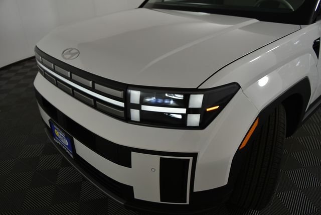 New 2027 White Hyundai SE AWD image 11