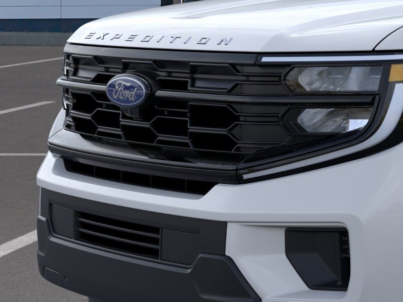 New 2026 Oxford White Ford Active image 18