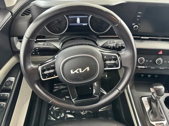 Used 2023 Blue Kia LX Seat Package image 23
