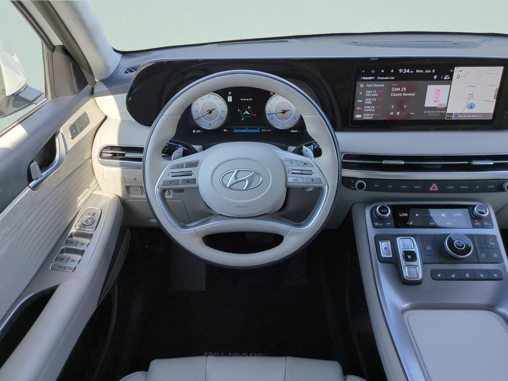 Certified Used 2023 White Hyundai Calligraphy image 12