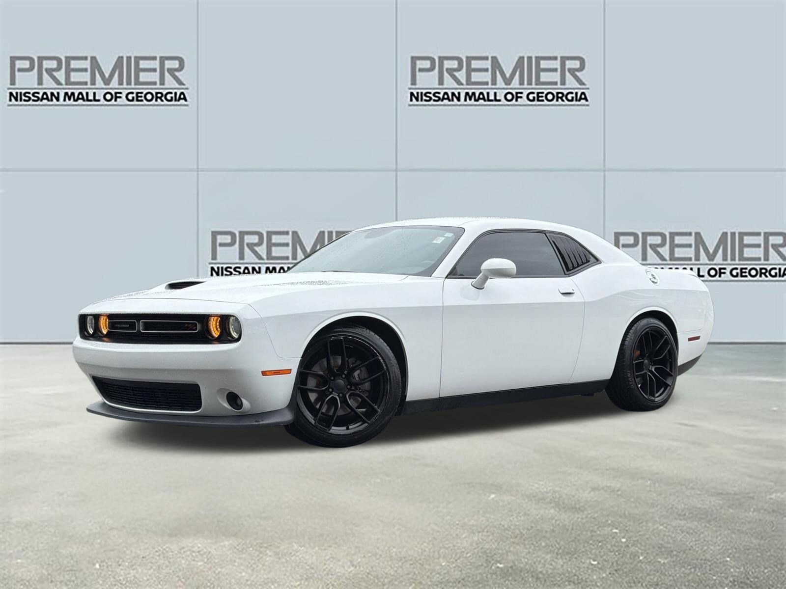 2020 Dodge Challenger R/T's photo