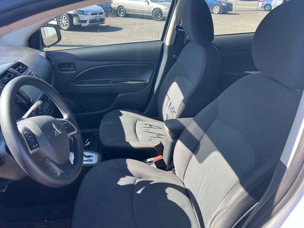 Used 2020 Pearl White Mitsubishi ES image 8
