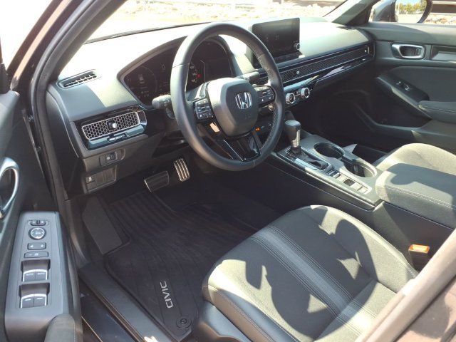 Used 2025 Gray Honda Sport image 17