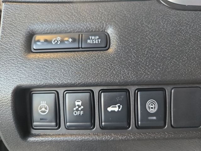 Used 2024 Gray Nissan SV image 20