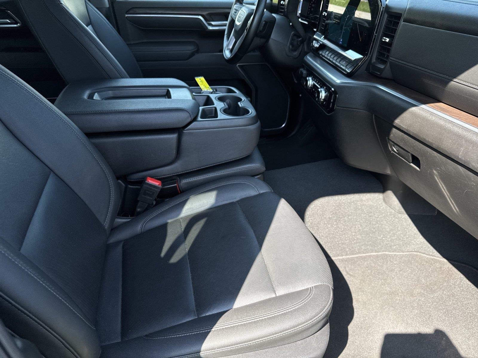 Used 2025 Sterling Metallic GMC SLT image 30