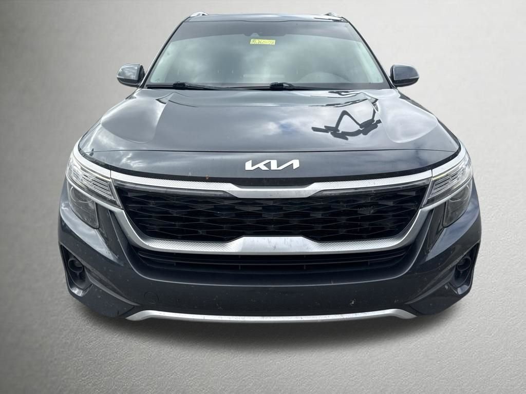 Used 2022 Gray Kia EX image 8