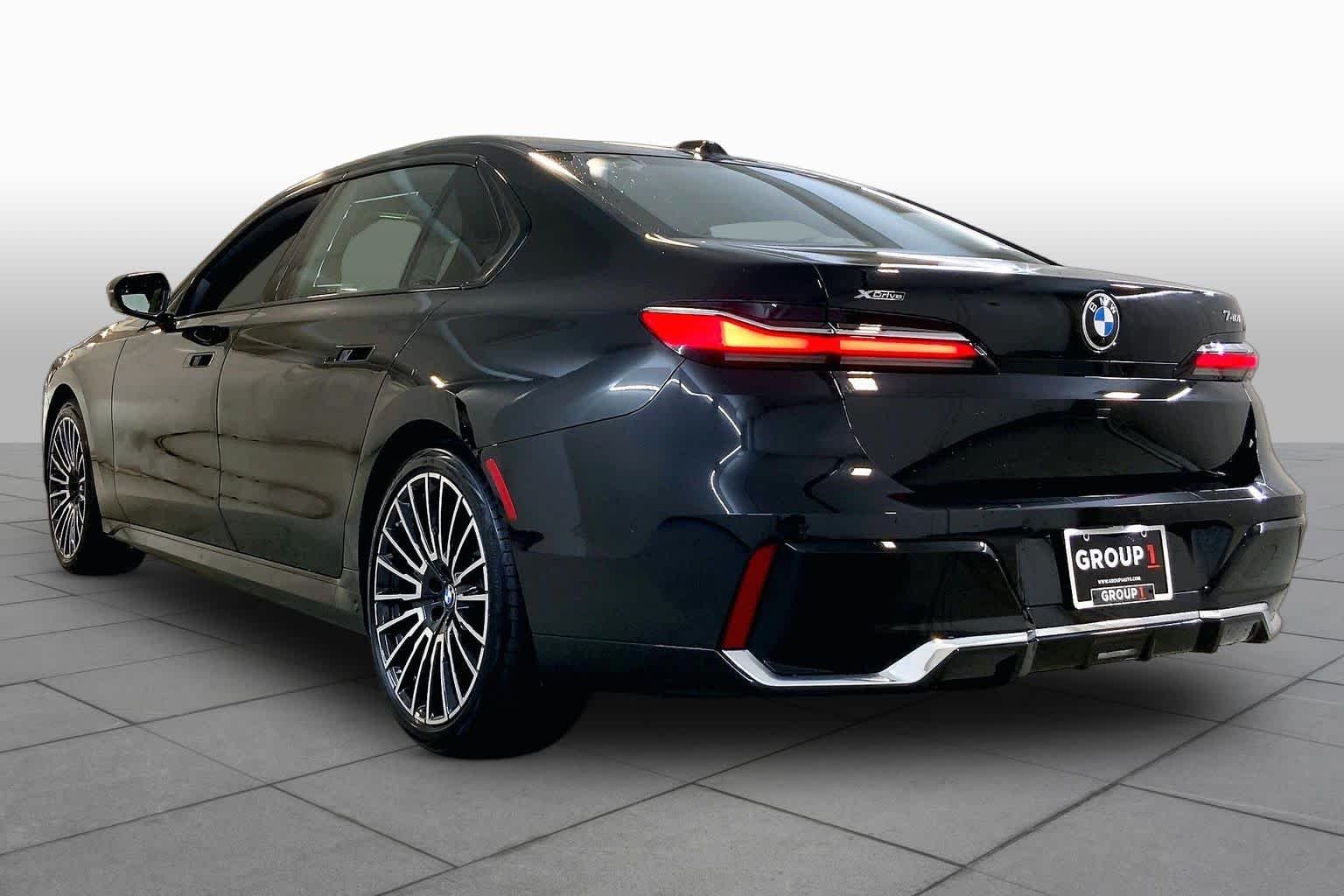 New 2026 Black Sapphire Metallic BMW 740i xDrive image 12