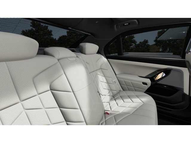 New 2027 Tanzanite Blue II Metallic BMW 740i image 12