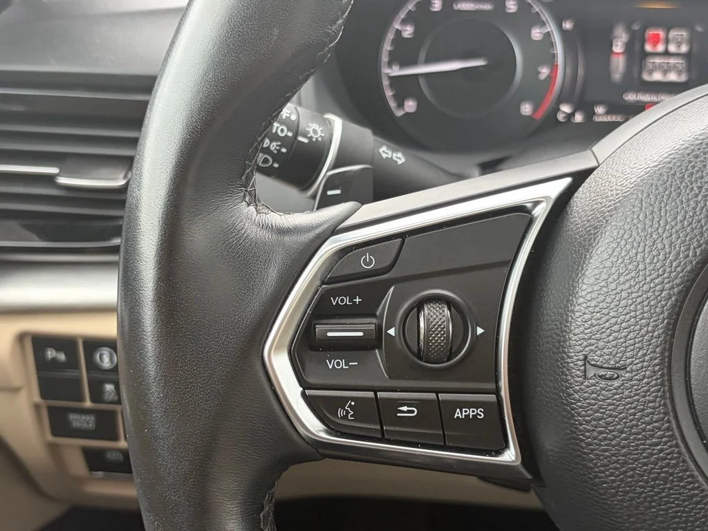 Certified Used 2023  Acura Technology Package SH-AWD image 35