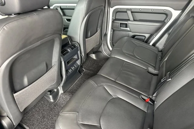 New 2026 Fuji White Land Rover S image 11