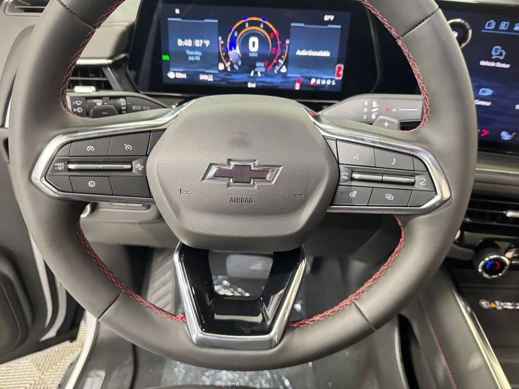 New 2026 Summit White Chevrolet RST image 18